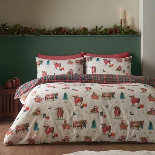 Catherine Lansfield Christmas Highland Cow Reversible Duvet Cover Set - Beige