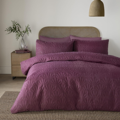 Serene Cavali Duvet Cover Set - Red