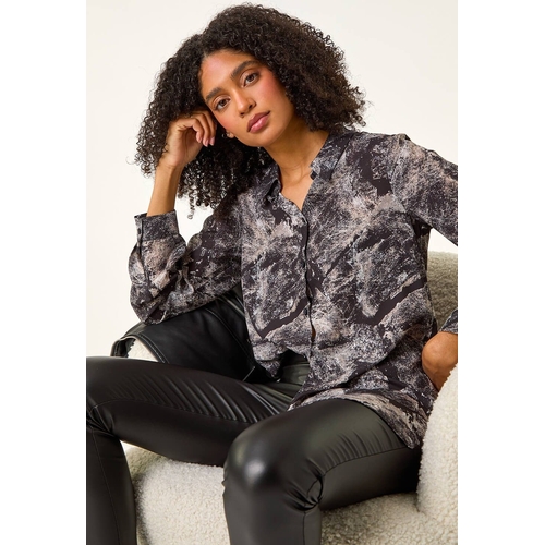 Abstract Print Collar Button Detail Blouse - Roman - Black - 14