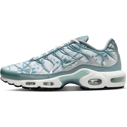 Nike Air Max Plus Trainers - Green/White - UK 9.5