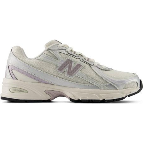New Balance 740 Trainers - White/Grey - 3.5