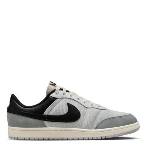 Jordan Skyline Trainers - Black/White - UK 11