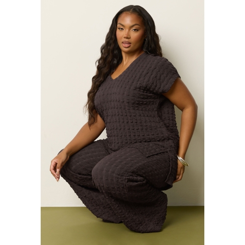 Yours Curve Bubble Textured Tshirt - V-Neck - Brown - Size 14